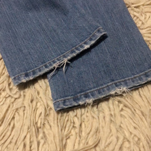 AE Skinny Jean-Heavily Distressed-Sz 4R - Picture 12 of 16